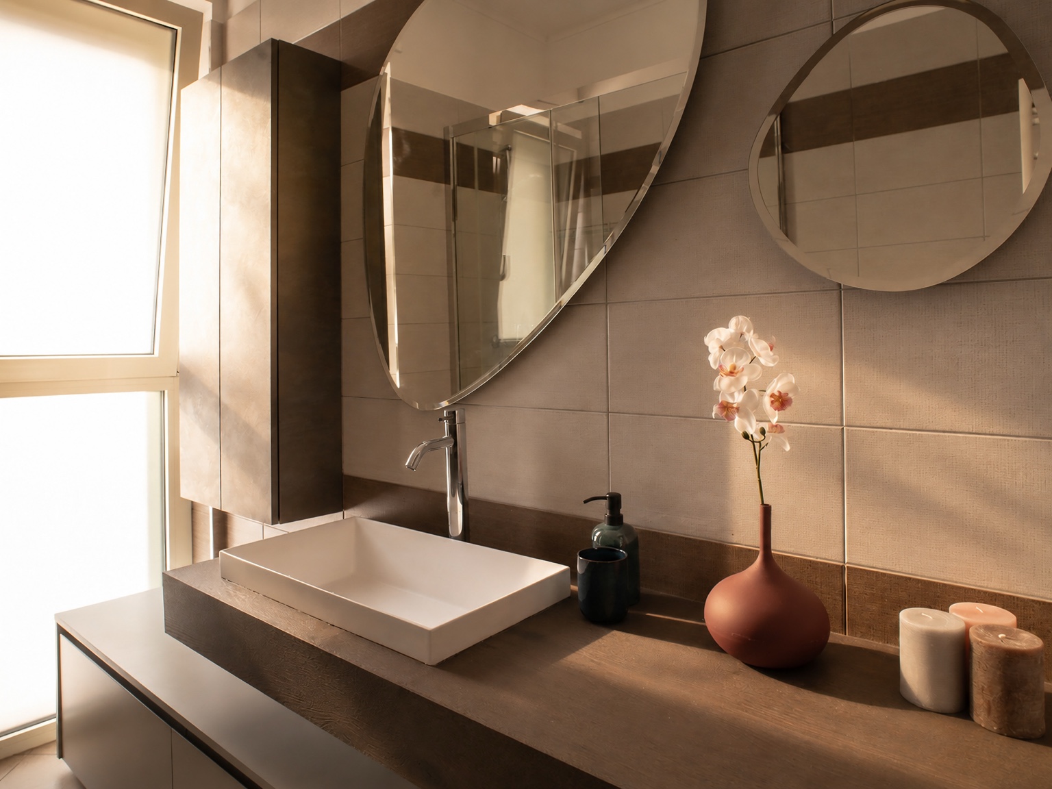 Modern, beautifully finished bathroom