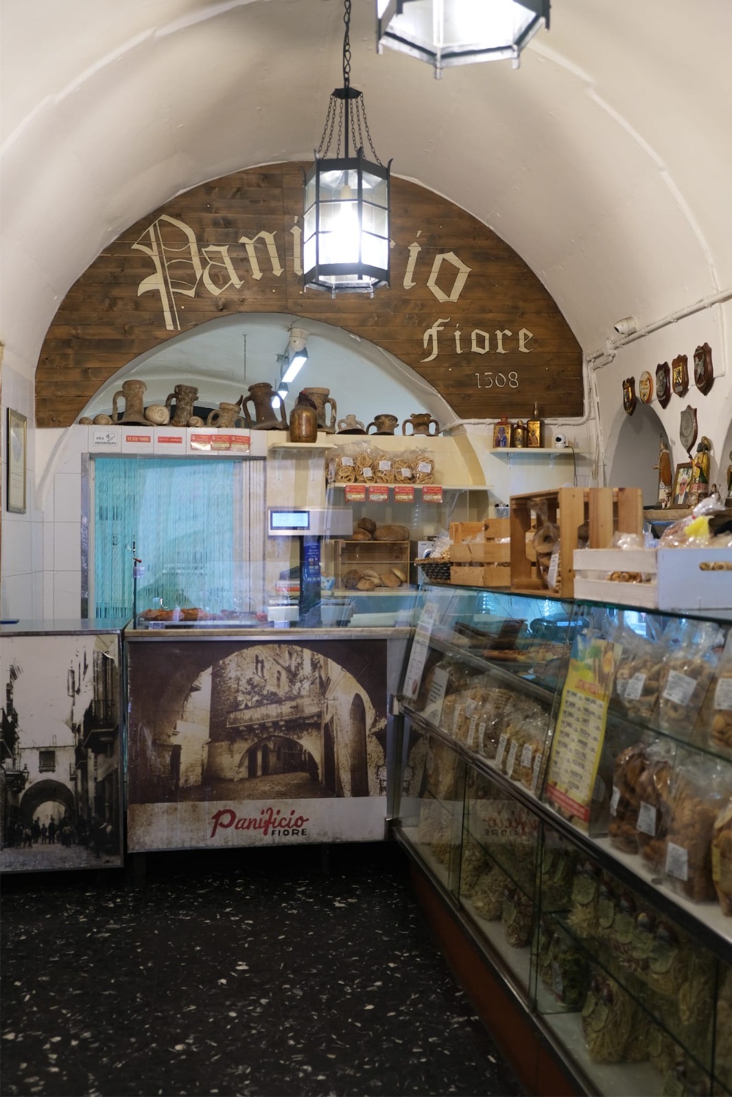Panificio Fiore · Bari Vecchia